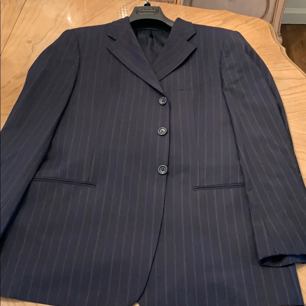 Armani navy pinstripe suit. Size 44R. 3 button